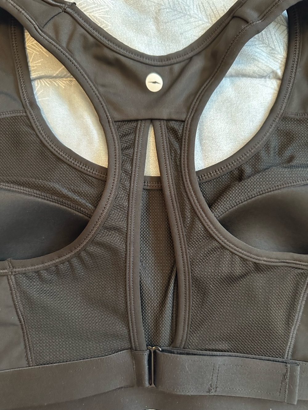 EUC Avia Black Racerback Performance Sports Bra Sz L (12-14) - Picture 3 of 5